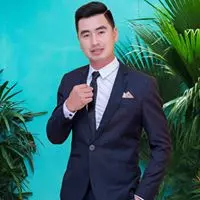 Gian Nguyen facebook profile