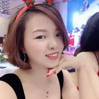 Phương Chi Cao Xuân (Chloe) facebook profile
