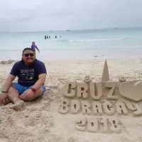 Reiner Cruz (Reiner James Yoingco Cruz) facebook profile