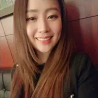 Christine Park (박수현) facebook profile