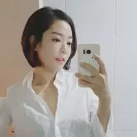 Jihyun Kim facebook profile