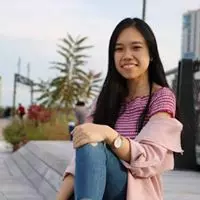 Emily Chen (陈筱璇) facebook profile