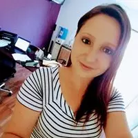 Carla Oliveira (Carlinha) facebook profile