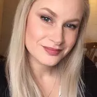 Amy E. Miller (Limelight Lead Beauty Guide ) facebook profile