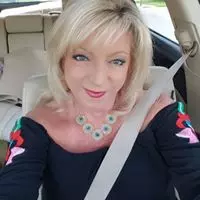 Donna Hamilton (Donna Chapman) facebook profile